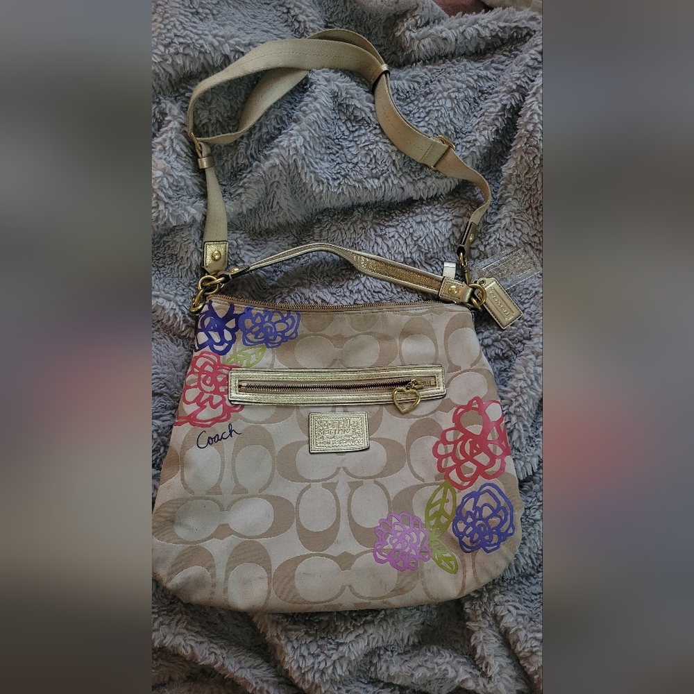 Coach Beige and Gold Floral Shoulder Bag - Picture 2 of 10